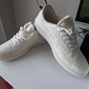 Oliver Cabell sneakers